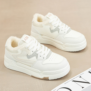 Χειμερινά νέα ζεστά μικρά λευκά παπούτσια με επένδυση από φλις για γυναίκες, φοιτητικά παπούτσια, κορεατική έκδοση αθλητικών παπουτσιών με αυξημένη άνεση