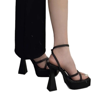 Καλοκαιρινά Εξωτερικού Εμπορίου 2025 Νέα Αδιάβροχη Πλατφόρμα Σταυρού Λεπτή Ζώνη Πίσω Άδεια Ανοιχτά Δάχτυλα Χοντρό Κάτω μέρος Γυναικεία Ασημένια Ψηλοτάκουνα Σανδάλια