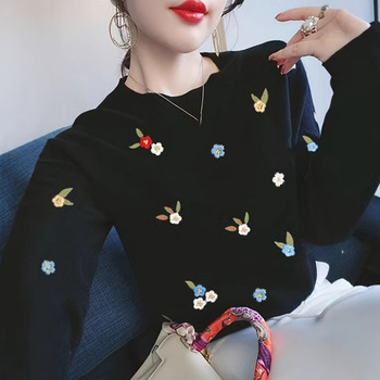 2025. Novi ženski pulover s okruglim izrezom i odgovarajućim bojama, svestran, kontrastne boje, pletena majica širokog tipa koja smanjuje starenje