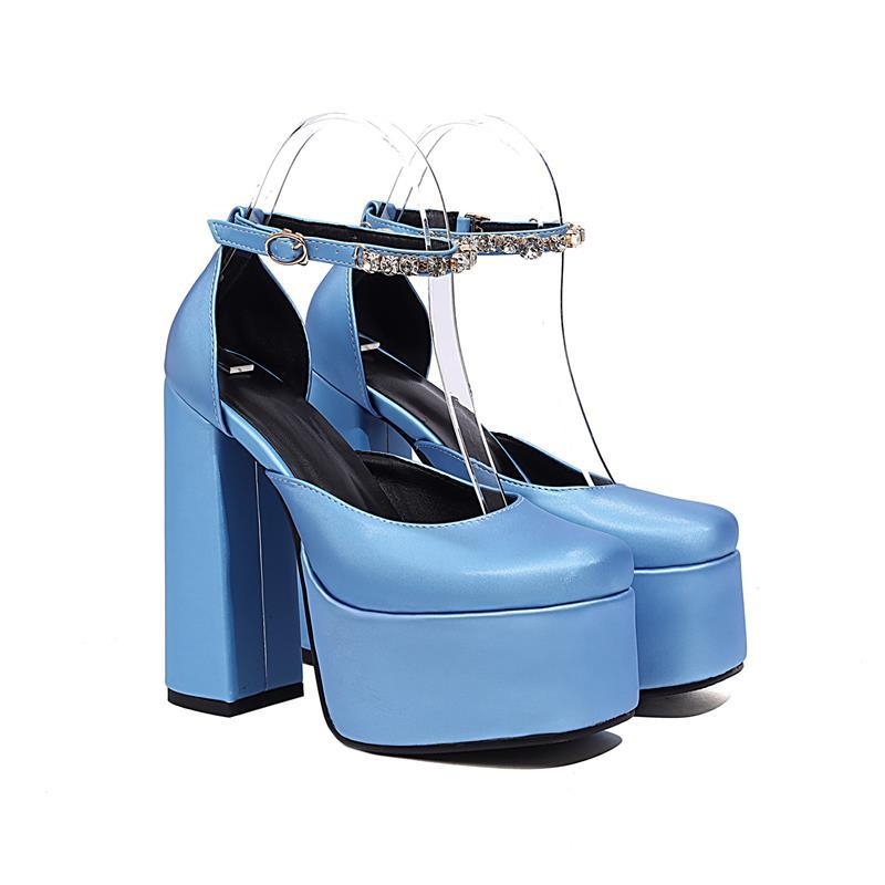 40-43 Európa a Spojené štáty americké cezhraničná nezávislá stanica zahraničného obchodu štvorcová hlava duté kamienkové slovo s dámskymi sandálami na ultra vysokom podpätku W852