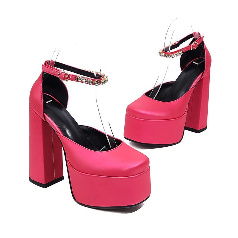 40-43 Európa a Spojené štáty americké cezhraničná nezávislá stanica zahraničného obchodu štvorcová hlava duté kamienkové slovo s dámskymi sandálami na ultra vysokom podpätku W852