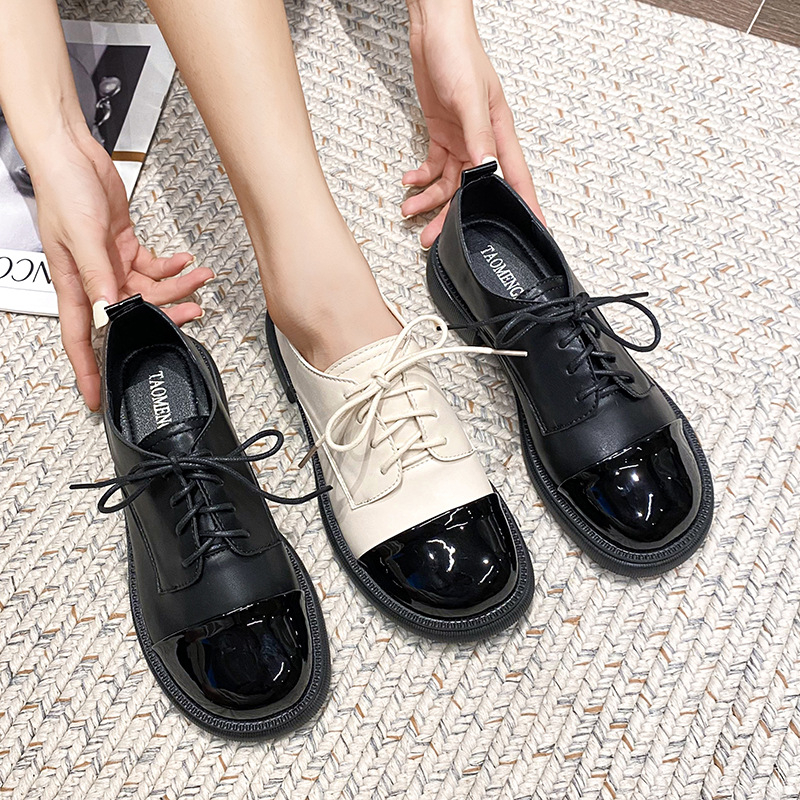 X7 Huidong Yixin Daxia 2025 Jarné a jesenné nové malé vôňové mokasíny s okrúhlou špičkou, dámske jednoduché topánky, malé kožené topánky