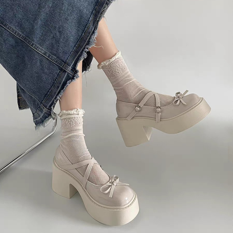 Britanske kožne cipele s debelim potplatom koje povećavaju visinu, studentske ženske cipele iz 2024., nove proljetne višenamjenske retro Mary Jane cipele s jednim slojem