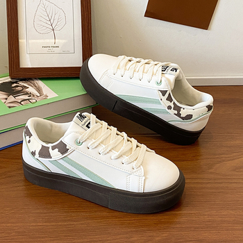 Παπούτσια Forrest Gump Άνοιξη 2025 Νέα Άφιξη Μοντέρνα All-Match Casual Sneakers Γυναικεία Χοντρή Σόλα που Αυξάνει το Ύψος Μοντέρνα Λευκά Παπούτσια Ins