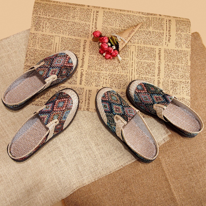 Seni Pekino medžiaginiai moteriški bateliai, vasarinės kvėpuojančios lininės basutės, etninio stiliaus mamyčių bateliai, uždaros noselės, plokščias kulnas