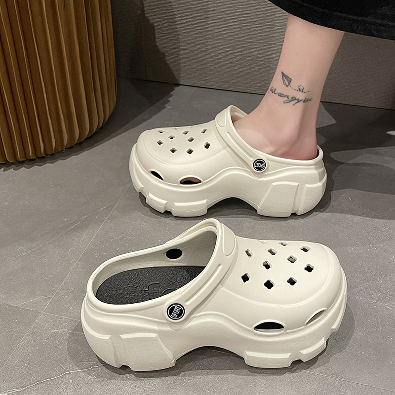 Moteriški urviniai bateliai – madingi 2023 m. pavasario ir vasaros slaugytojų neslystantys paplūdimio šlepetės su „Baotou“ dvigubo dėvėjimo storapadžiais sandalais moterims