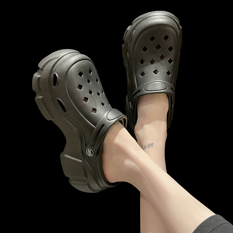 Moteriški urviniai bateliai – madingi 2023 m. pavasario ir vasaros slaugytojų neslystantys paplūdimio šlepetės su „Baotou“ dvigubo dėvėjimo storapadžiais sandalais moterims