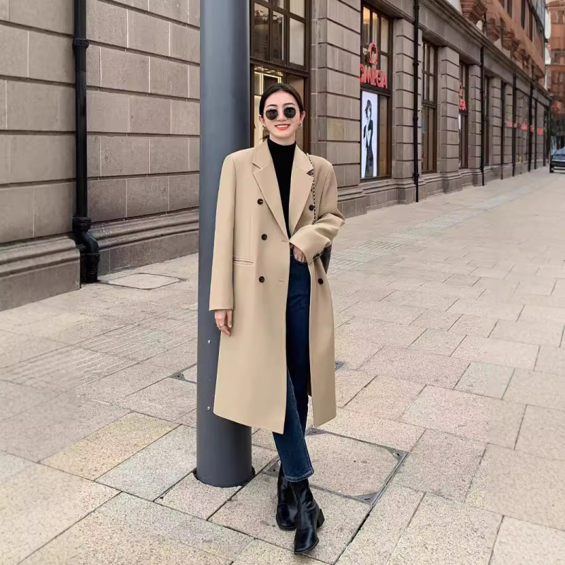 Paltas Paltas 2024 m. pavasariui ir rudeniui Naujas moteriškas populiarus vidutinio ilgio mažo dydžio aukštos klasės laisvalaikio kostiumas