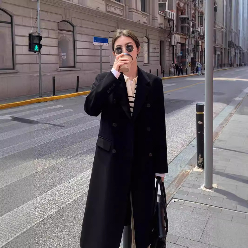 Paltas Paltas 2024 m. pavasariui ir rudeniui Naujas moteriškas populiarus vidutinio ilgio mažo dydžio aukštos klasės laisvalaikio kostiumas