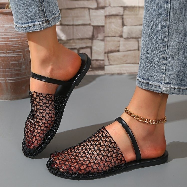 Europske i američke vanjske trgovine, šuplje mrežaste površine Baotou, ravne papuče za žene, prekogranična odjeća, plus veličine, okrugle sandale za plažu, želja