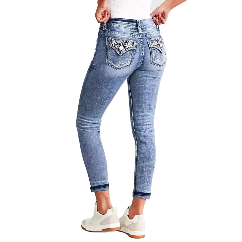 Skladom Amazon Independent Site Európske a americké dámske slim fit elastické všestranné vyšívané úzke džínsy