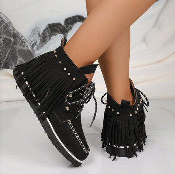 2024 Európske a americké jesenné a zimné nové strapcové čižmy dámske hrubé spodné krátke čižmy z matného semišu s okrúhlou hlavou, veľkoobchodná továreň