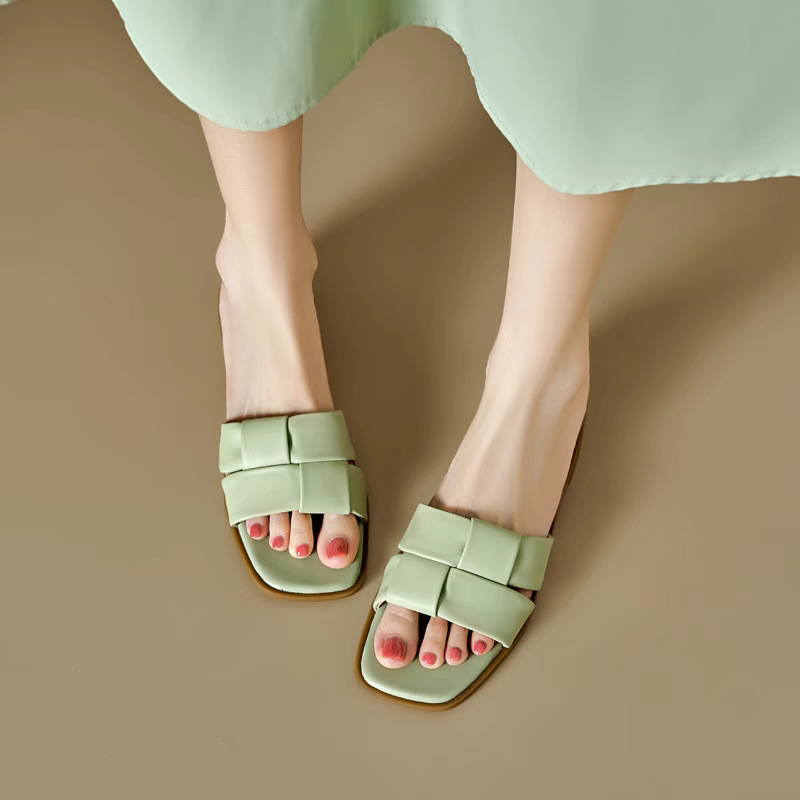 Mekane kožne pletene papuče s četvrtastim vrhom, ženske ljetne nošnje, univerzalne, za nošenje na posao, nove ravne sandale za ljeto 2024.