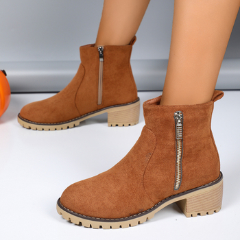 Διασυνοριακό εξωτερικό εμπόριο plus size 2024 φθινόπωρο νέες κοντές μπότες γυναικείες μοντέρνες μπότες martin με χοντρό τακούνι από σουέτ με φερμουάρ στο πλάι