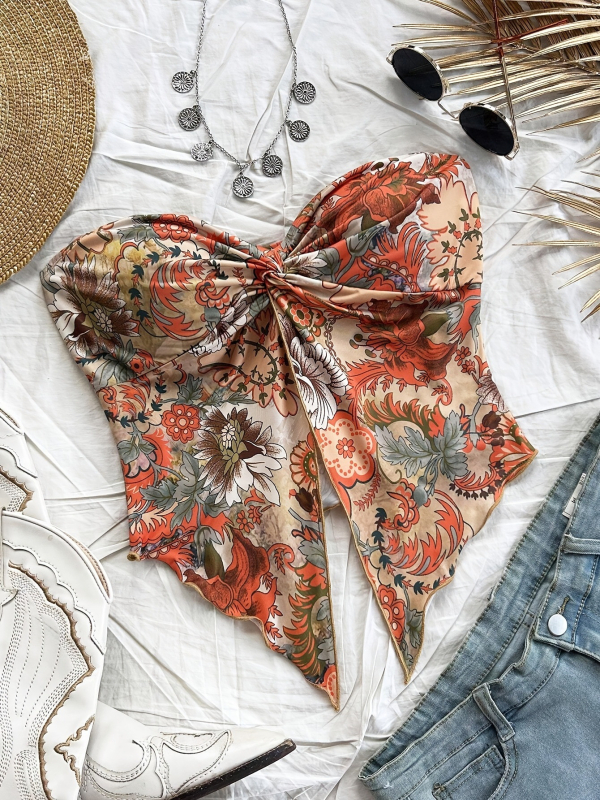 2025 Európska a americká potlačená vesta s asymetrickým lemom, sviatočný štýl, hrudník zabalený v kríži, bez ramienok, top na ramená