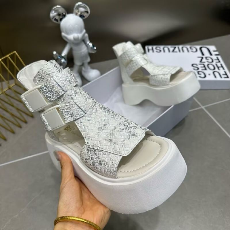 Europske sandale s ribljim prstima, rimske sandale za žene, ljeto 2025., prekogranične nove ženske cipele na platformi, sandale s šupljim kratkim čizmama