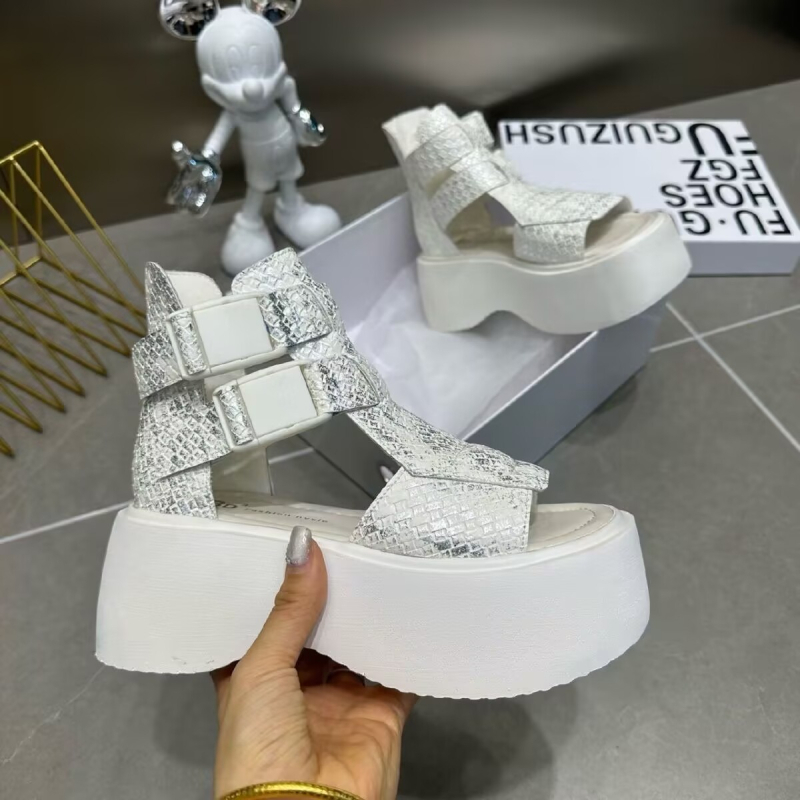 Europske sandale s ribljim prstima, rimske sandale za žene, ljeto 2025., prekogranične nove ženske cipele na platformi, sandale s šupljim kratkim čizmama