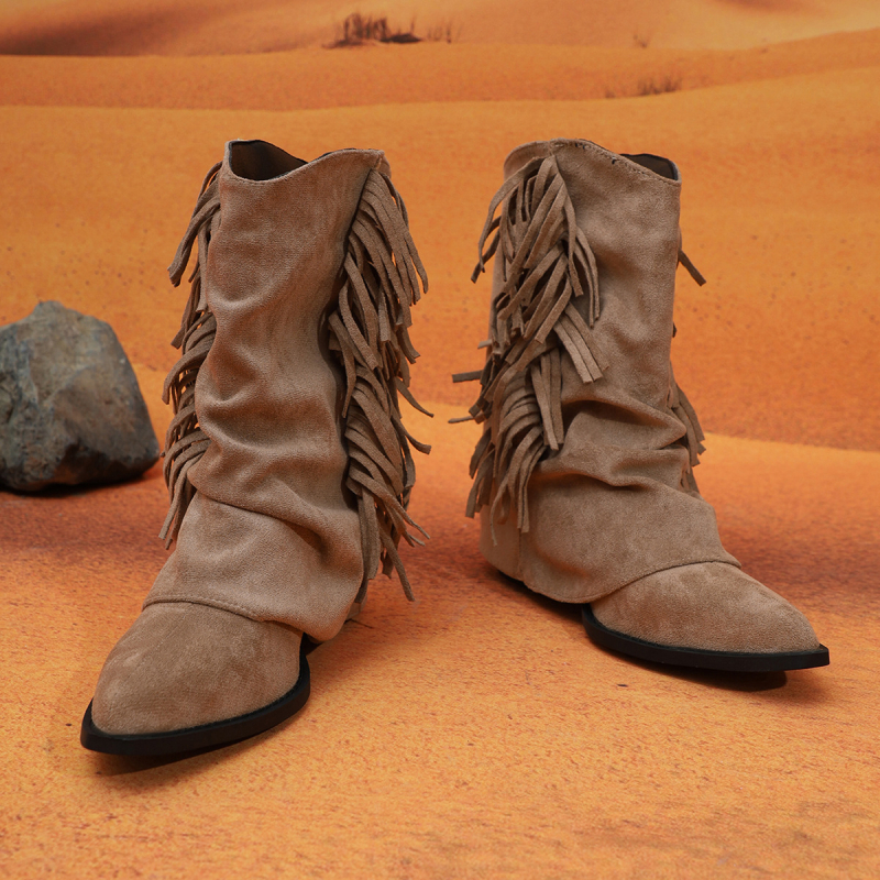 Modne čizme od brušene kože sa špicastim vrhom za žene, jesen 2024., rese, klinaste, plisirane, kratke čizme u zapadnom stilu