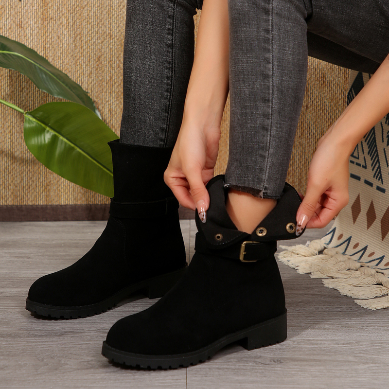 Gležnjače s kopčom za remen, matirane Martins, nove ležerne gležnjače od brušene kože iz 2024.