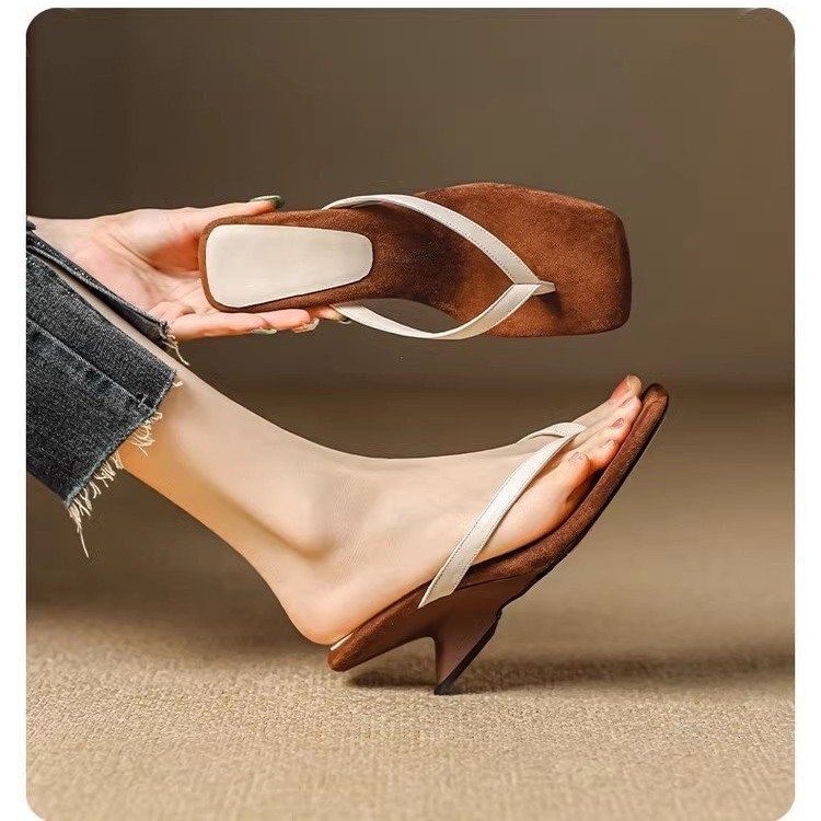 Francúzske štvorcové vysoké podpätky, ihlové sandále, nové letné módne žabky 2024, elegantné sandále s mačiatkami