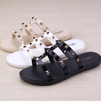 Veľkoobchodné módne sandále Xin Zhili Liu Ding s plochým podrážkou, dámske letné protišmykové plážové sandále do interiéru, do kúpeľne, do kúpeľa a vonku
