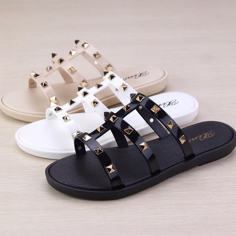 Veľkoobchodné módne sandále Xin Zhili Liu Ding s plochým podrážkou, dámske letné protišmykové plážové sandále do interiéru, do kúpeľne, do kúpeľa a vonku