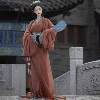 Autentne sõdivate riikide rüü restaureerimine Ma mäe Chu hauakambri Hani dünastia igapäevane suuremahuline originaalne uus sirge rüü kevadeks, suveks ja sügiseks