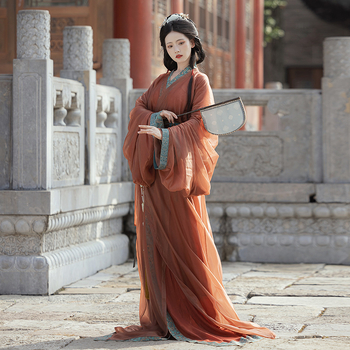 Autentne sõdivate riikide rüü restaureerimine Ma mäe Chu hauakambri Hani dünastia igapäevane suuremahuline originaalne uus sirge rüü kevadeks, suveks ja sügiseks