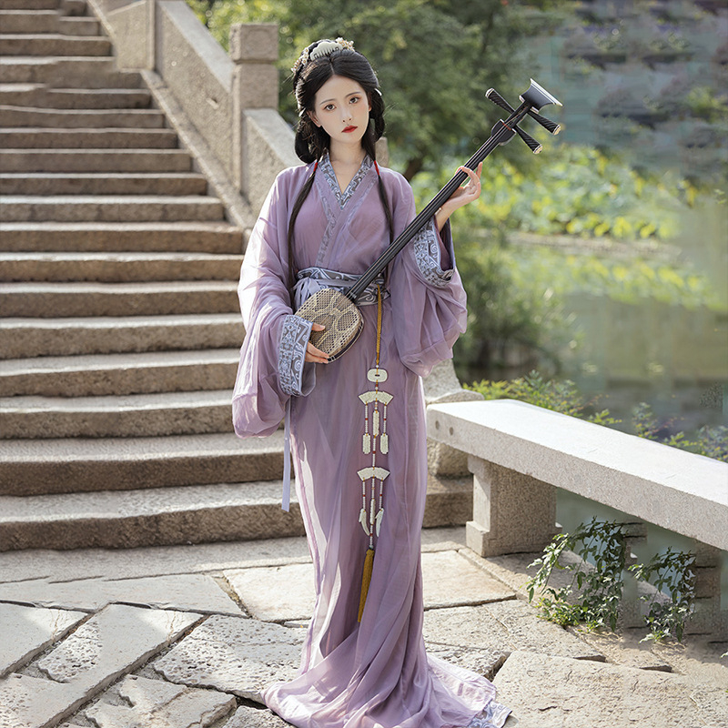 Autentne sõdivate riikide rüü restaureerimine Ma mäe Chu hauakambri Hani dünastia igapäevane suuremahuline originaalne uus sirge rüü kevadeks, suveks ja sügiseks