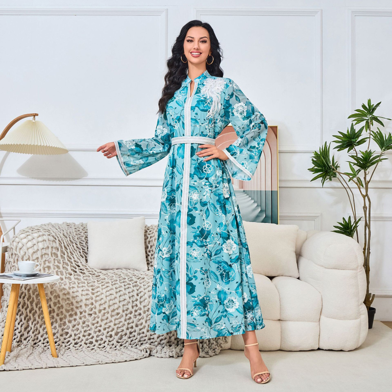 MT146 Blízkeho východu Arabské oblečenie Abaya Dámske nové potlačené vyšívané európske a americké šaty pre zahraničný obchod