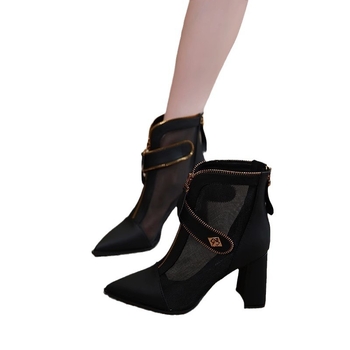 Qi Le Μπότες αστραγάλου σε ευρωπαϊκό και αμερικανικό στιλ με κοίλο άνοιγμα, γυναικείες μπότες μόδας 2023, αρχές φθινοπώρου, με μυτερή μεταλλική αγκράφα και λεπτή εμφάνιση