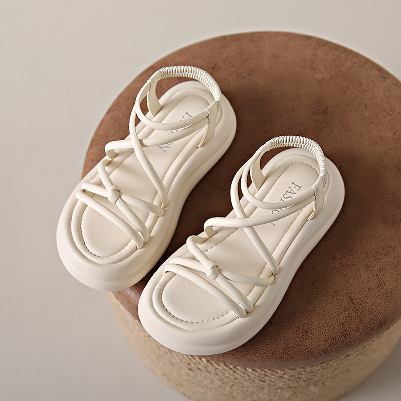 Dámske sandále s mäkkou podrážkou, platformou a prekríženým remienkom v rímskom štýle, nové, s predĺženým opätkom a mäkkou podrážkou, nové leto 2024