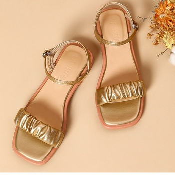 Μοντέρνα σανδάλια ανοιχτά δάχτυλα με χοντρό τακούνι, γυναικεία καλοκαιρινά παπούτσια για μεγάλα μεγέθη, με τετράγωνη μύτη και απλό τακούνι αέρα στο πίσω μέρος.