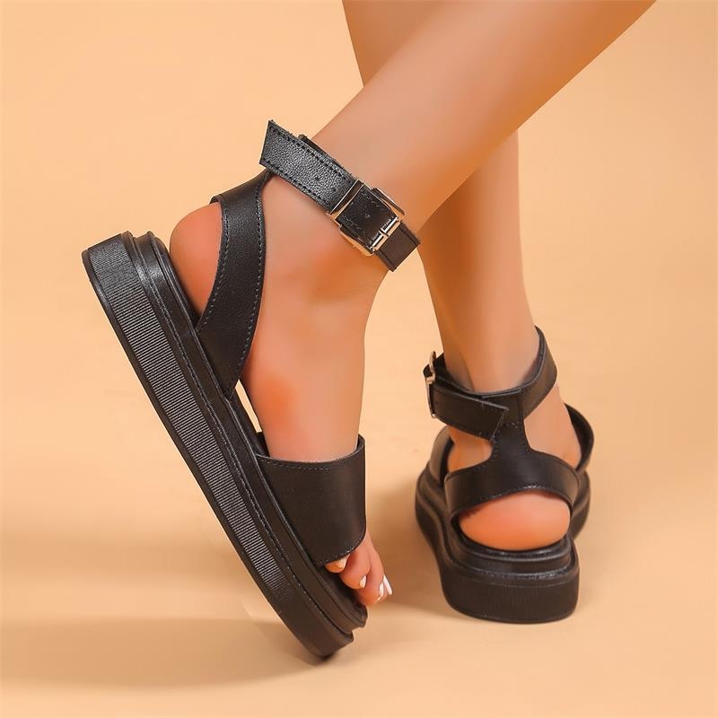 Prekogranične plus size lagane plate platforme sandale za žene, ljeto 2025., nove europske i američke sandale s kopčom od jedne riječi, jednostavne ležerne ženske sandale