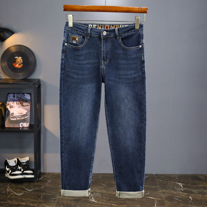 Robbanékony, divatos, hímzett, őszi és téli, karcsúsított, kis méretű, egyenes, rugalmas, laza, hétköznapi mikrokúpos nadrág