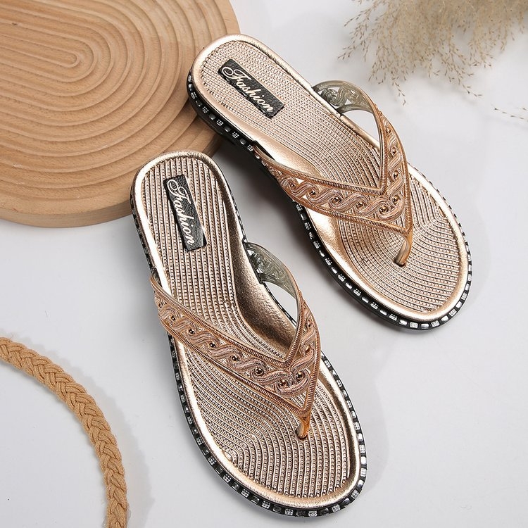 Izvozne sandale za žene iz jugoistočne Azije 2024. Papuče za žene, ljetna vanjska odjeća, prekogranična korejska japanka, izrezana vanjska odjeća s mekim donjim dijelom