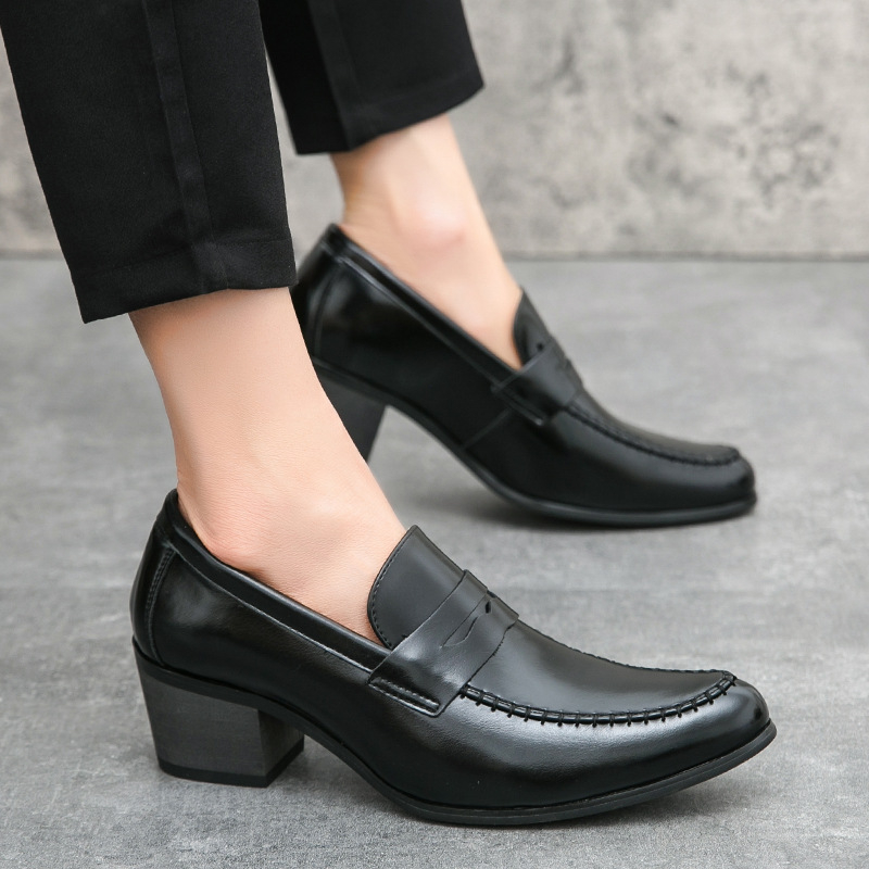 Cezhraničný zahraničný obchod nové retro pánske topánky na vysokých podpätkoch móda európske a americké obchodné kožené topánky trend nastaviteľné kožené topánky generácia vlasov