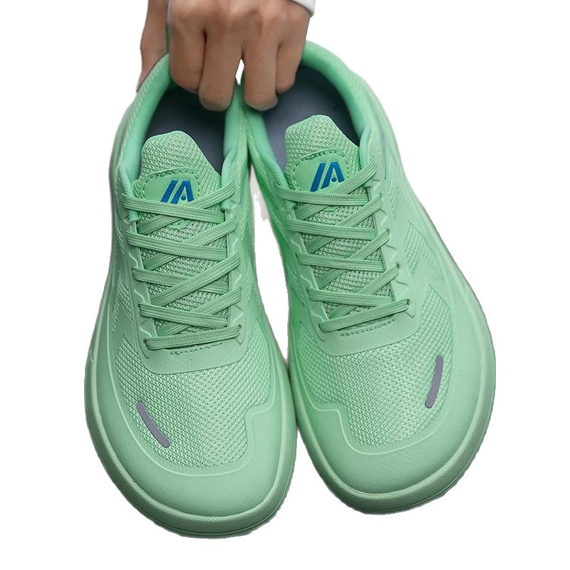 Rýchle trasenie rúk cezhraničné pánske outdoorové turistické celočierne športové módne topánky so širokou špičkou ležérne skate topánky 48 yardov barefoot topánky