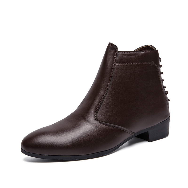 Jarné a letné nové módne retro ležérne pánske kožené topánky v britskom štýle, trendy topánky, Amazon veľké pánske topánky