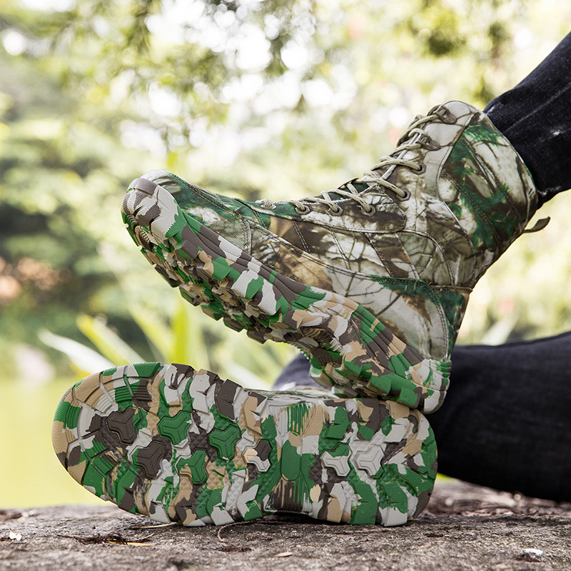 Vyriški plius dydžio taktiniai batai su aukštu viršumi, lauko alpinizmo batai, „Amazon“ lauko batai, aukšti kamufliažiniai koviniai batai.