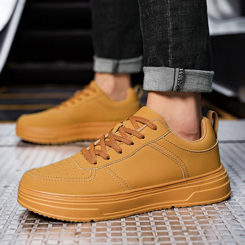 Muške cipele za prekograničnu upotrebu 2024. Nove nacionalne modne bijele cipele s debelim potplatom, niske tenisice, ležerne sportske cipele, studentske tenisice za trčanje