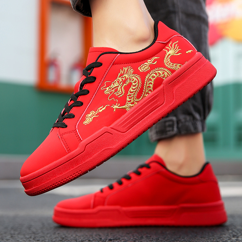 Nove proljetne niske tenisice od kravlje kože kineskog zmaja za sportsku ploču iz 2024., u niši, hongkonški stil, ležerne studentske cipele za muškarce