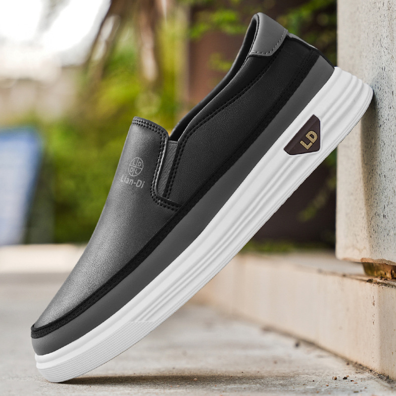 Proljetne i jesenske nove plus size prekogranične muške cipele, modne ležerne cipele za mlade srednje dobi, lagane natikače