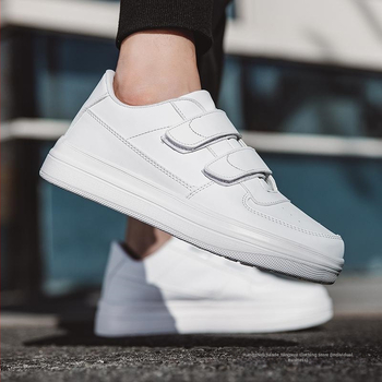 Ανδρικά παπούτσια με βέλκρο για μεγάλα μεγέθη 2025, νέα δερμάτινα, αδιάβροχα, casual λευκά παπούτσια, φοιτητικά, ανθεκτικά στην οσμή, παπούτσια με ψηλή στάμπα