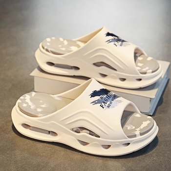 Cezhraničné papuče pánske letné oblečenie 2025 nový trend pocit exkrementov mäkké ležérne sandále s hrubou podrážkou generácia vlasov