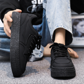Pánska obuv 2024 jarná nová trendy pánska všestranná športová ležérna obuv pre mládež s hrubým spodkom, priedušná, odolná proti oderu