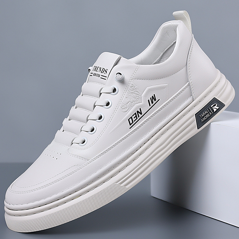 2025. gada pavasara jauni, mīkstas ādas vīriešu apavi ar pārrobežu mīkstu zoli, moderni, daudzpusīgi ikdienas apavi, sporta apavi, balti apavi, vairumtirdzniecība