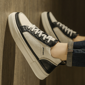 Μοντέρνα ανδρικά παπούτσια άνοιξης 2025, ασορτί κορεάτικο στυλ, άνετα, λευκά παπούτσια για φοιτητές, μοντέρνα παπούτσια για υπαίθριες δραστηριότητες