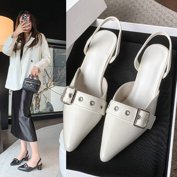 Jarné a letné sandále 2025, dámske sandále s prackou a nitmi na hrubom podpätku, dámske európske a americké módne sandále pre väčšie veľkosti, zahraničný obchod, dámske topánky