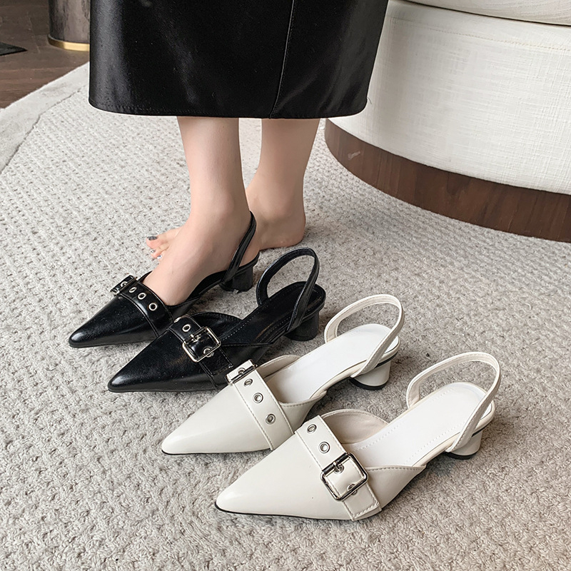 Jarné a letné sandále 2025, dámske sandále s prackou a nitmi na hrubom podpätku, dámske európske a americké módne sandále pre väčšie veľkosti, zahraničný obchod, dámske topánky